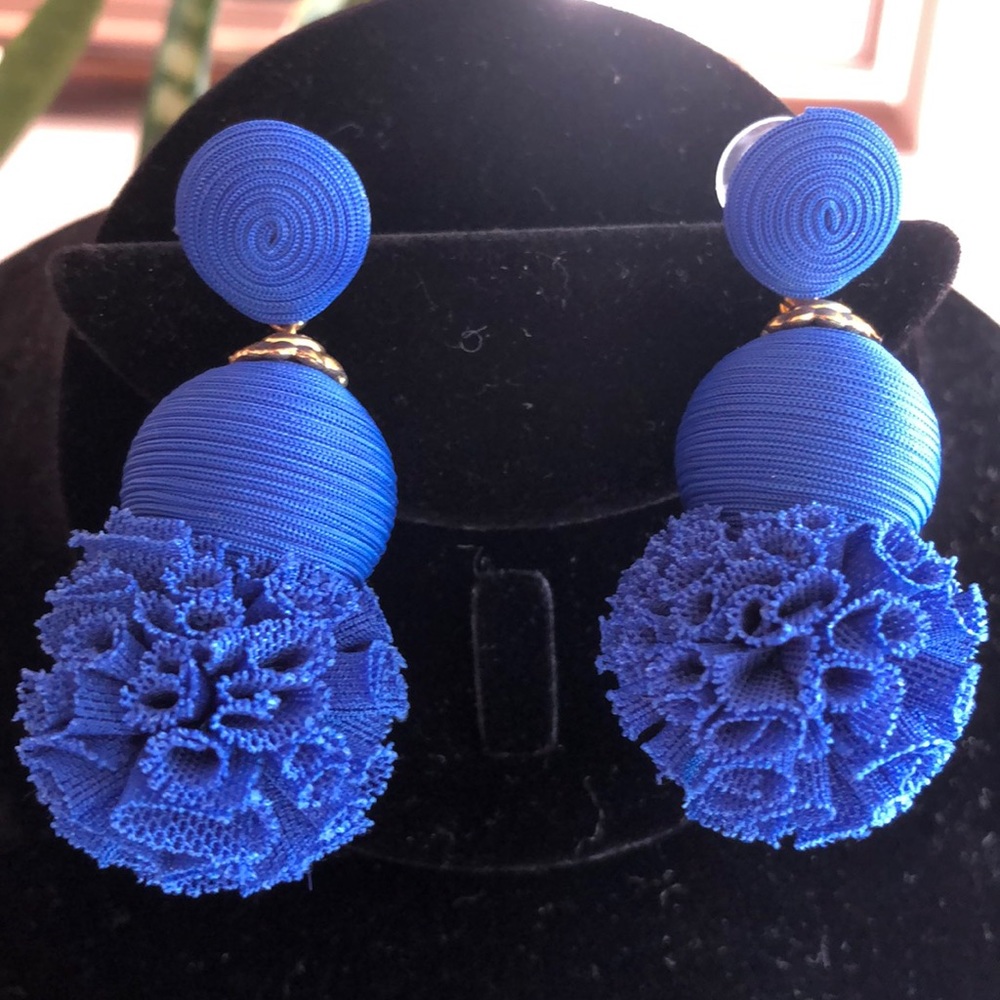 Earrings 🔹🔵
